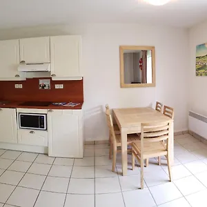  Appartement L'es-cale De Beg-meil Avec Piscine Et Avec 1 Et 1 Alcove