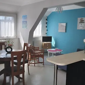 Independant Ar Neiz Apartment